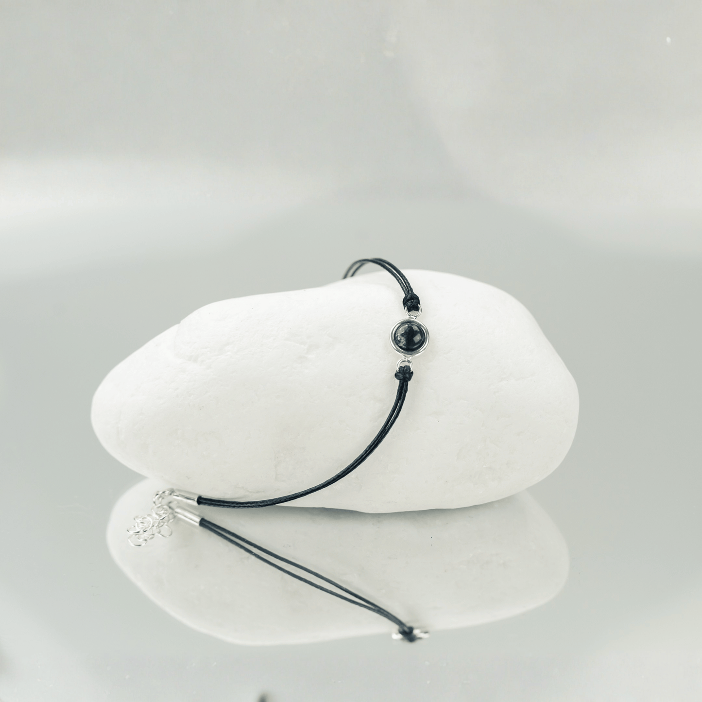 Bransoletka z zielonym oczkiem