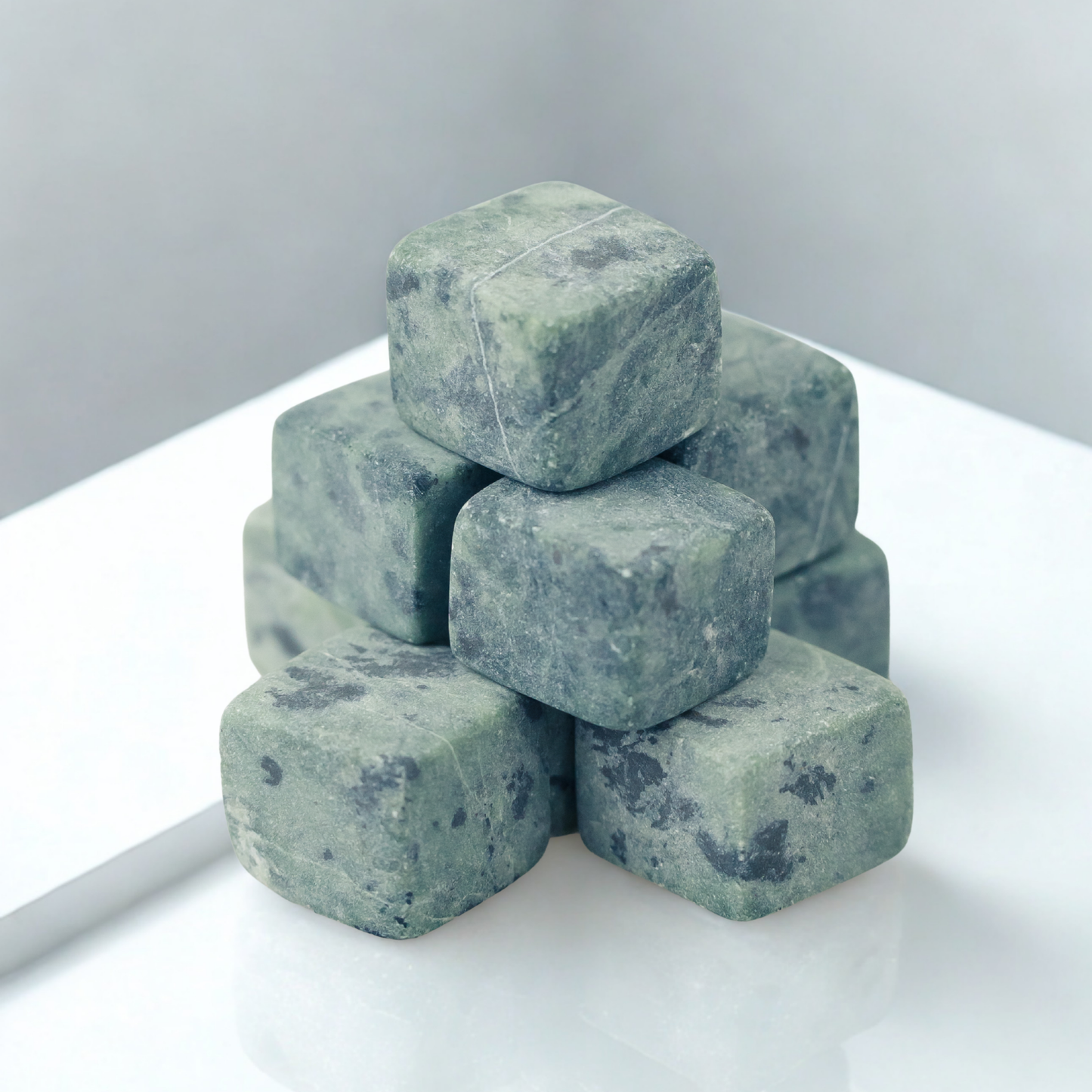 Kostki do drinków - kamienne