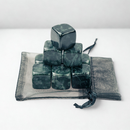Polerowane kamienne kostki do drinków 9 szt