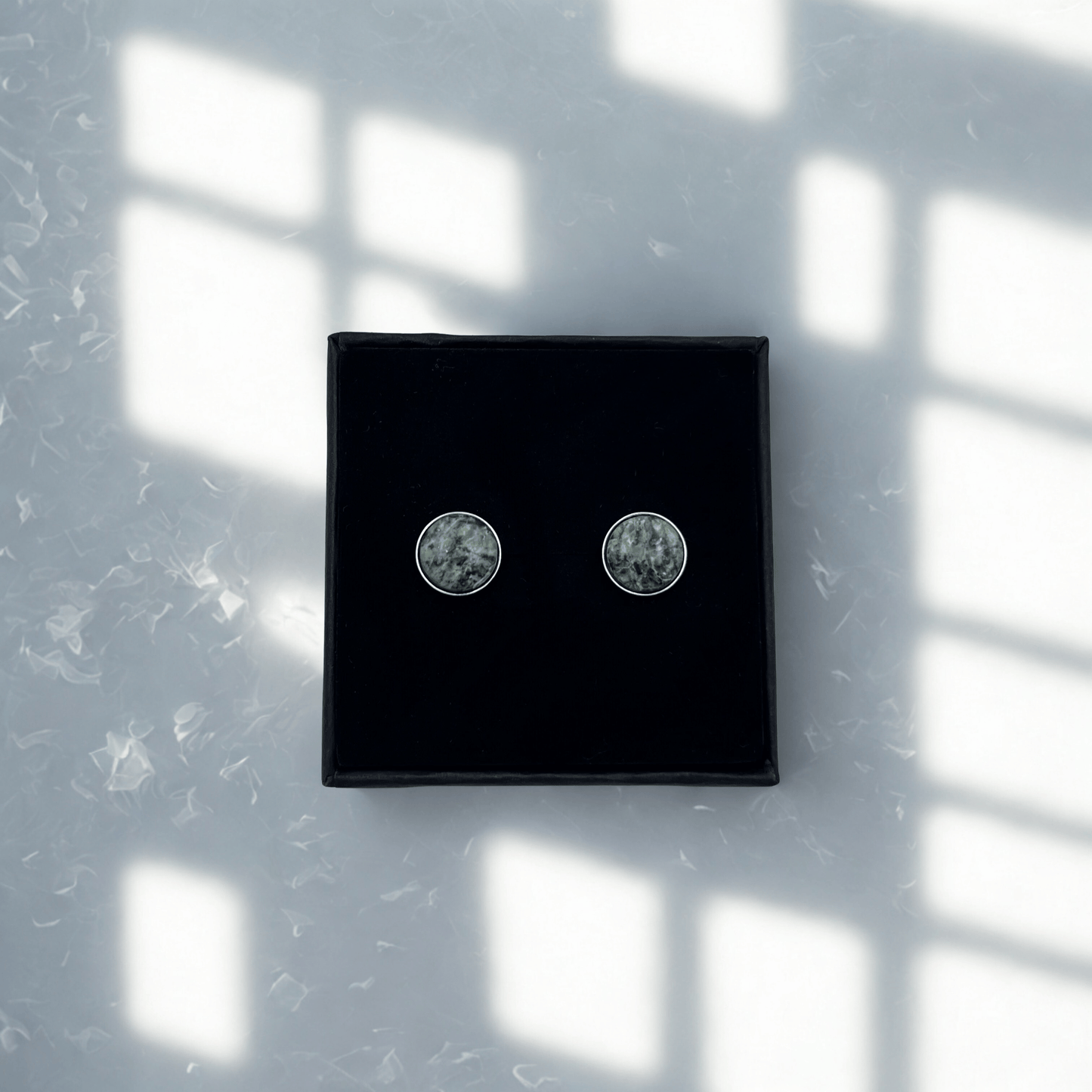 Kolczyki z okrągłym oczkiem