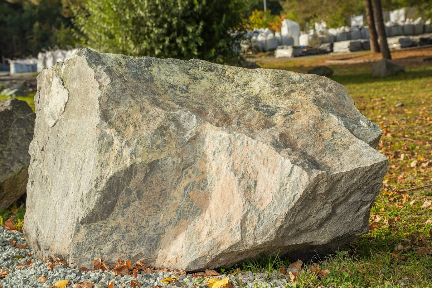 Serpentinite Obelisk 